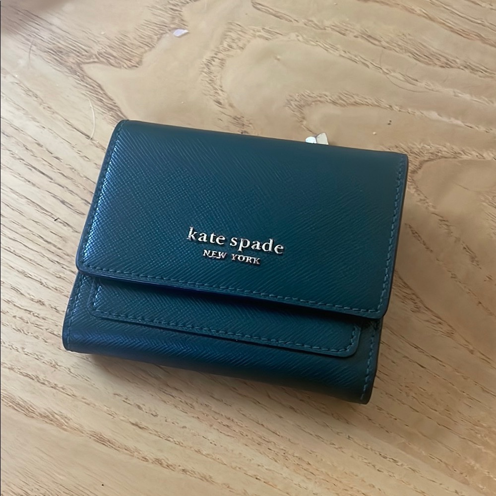 Kate Spade Green Wallet